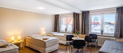 2 bedrooms, WiFi, bed sheets