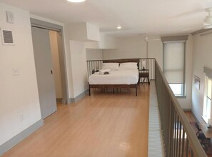 14 chambres, fer et planche à repasser, Wi-Fi, draps fournis