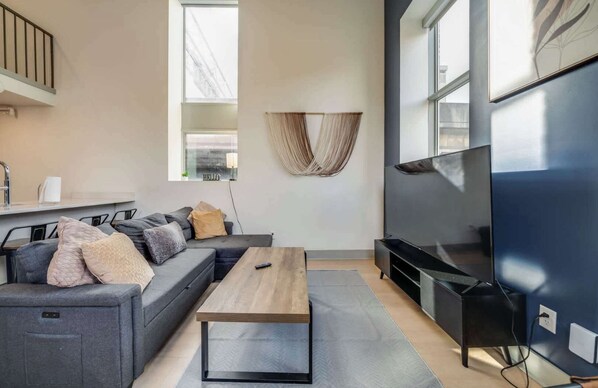 Televisio, työhuone