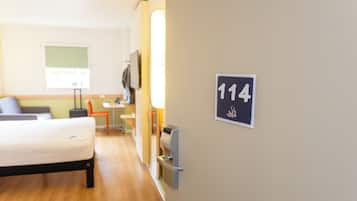 Sistema de insonorización, wifi gratis y ropa de cama