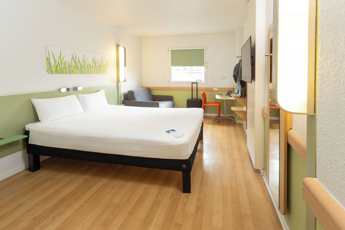 Chambres insonorisées, Wi-Fi gratuit, draps fournis