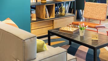 Sala de estar en el lobby