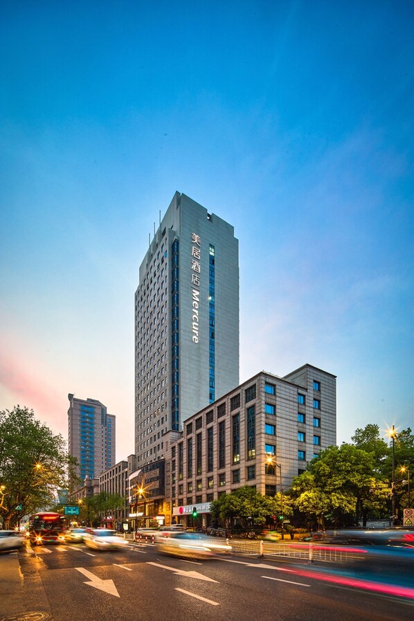 Exterior - Mercure Hangzhou West Lake Fengqi Road (Hangzhou)