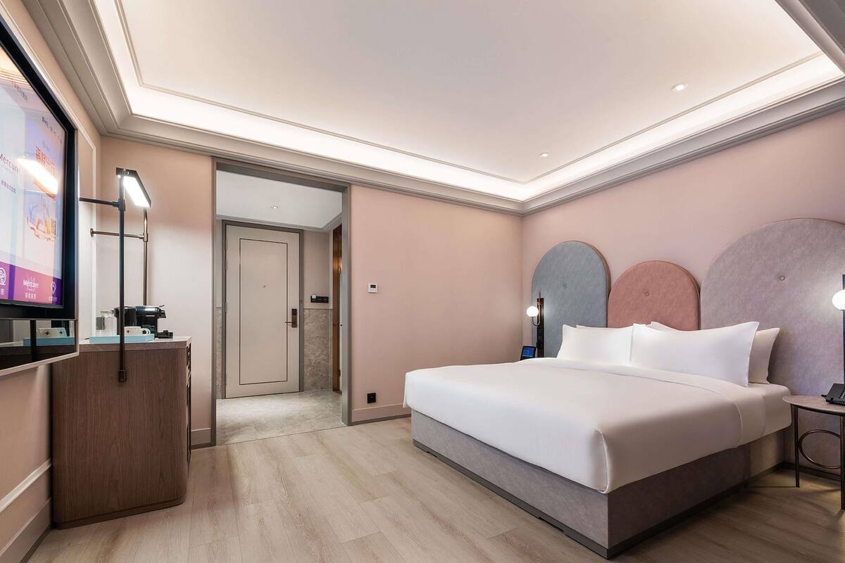 Privilege, Room, 1 King Bed