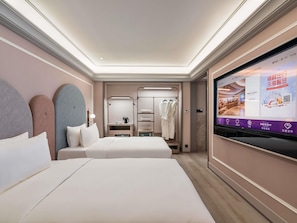 Deluxe Room, 2 Twin Beds | Free WiFi