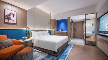 Superior Room, 1 King Bed | Premium bedding, down comforters, free minibar items