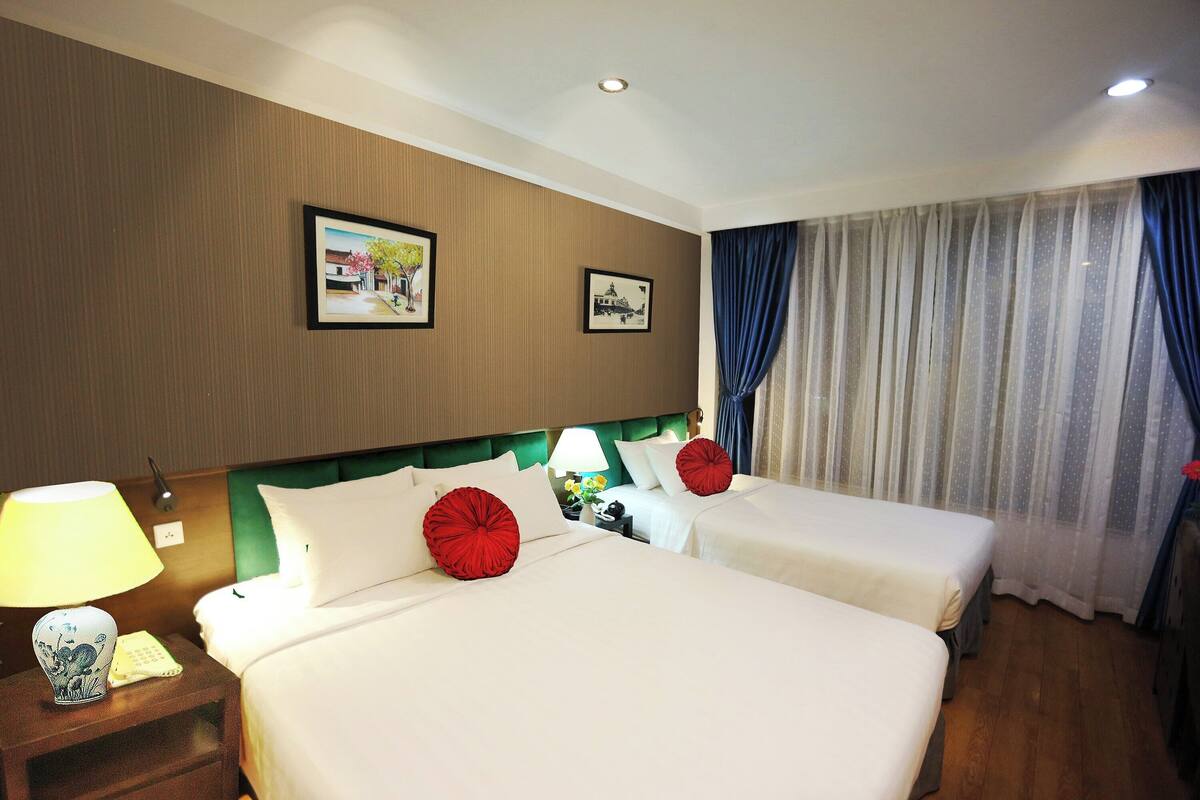 Coffres-forts dans les chambres, bureau, Wi-Fi gratuit, draps fournis