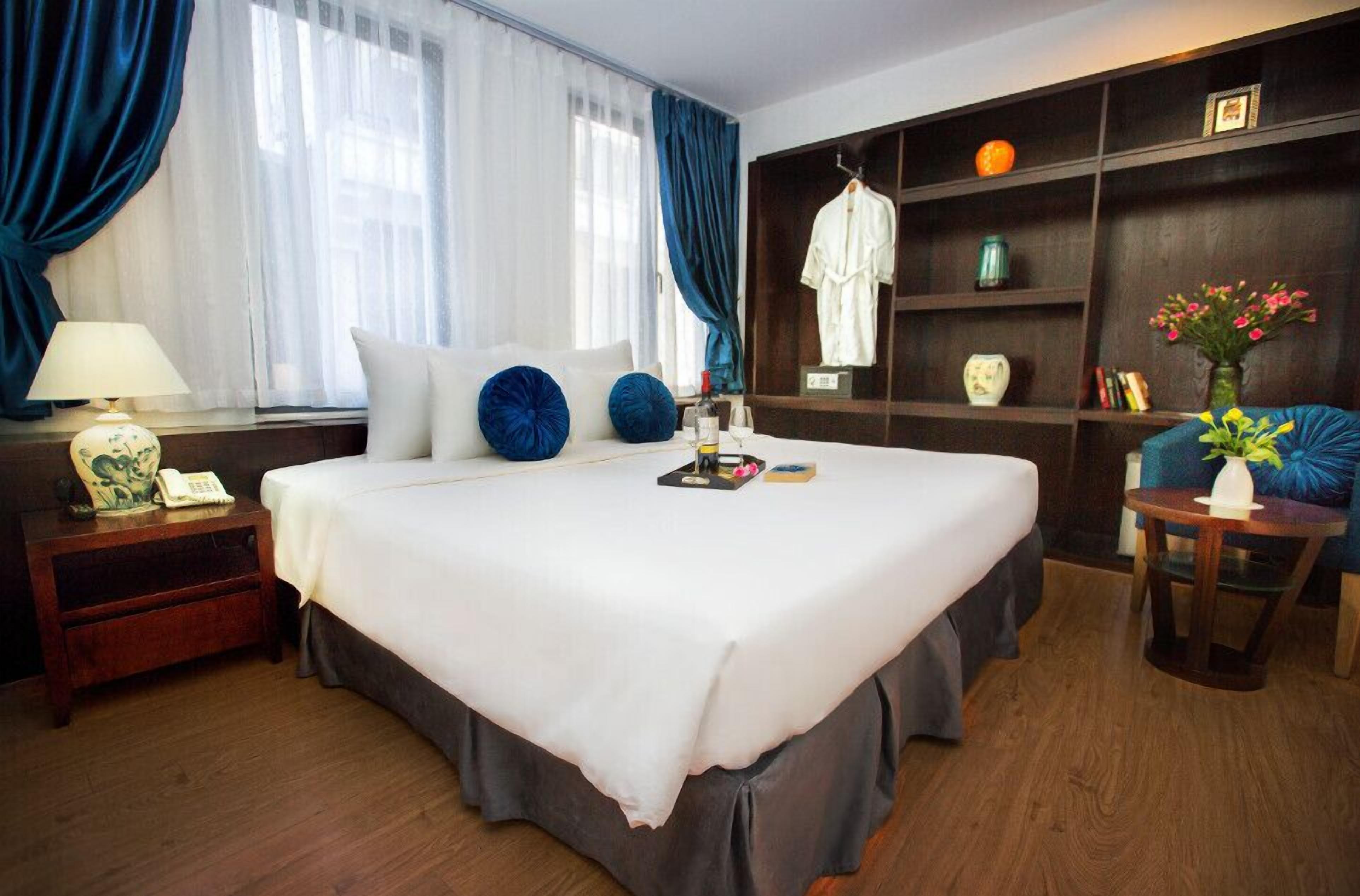 Executive kamer, 1 twee- of 2 eenpersoonsbedden | Een kluis op de kamer, een bureau, gratis wifi, beddengoed