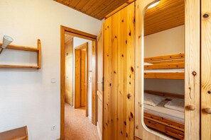 2 habitaciones y ropa de cama 