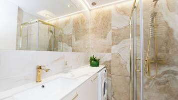 Classic Suite | Bathroom