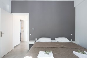 4 chambres, fer et planche Ă repasser, Wi-Fi, draps fournis