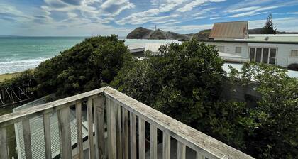 Waiwhare On The Beach (beachfront property with direct beach access)