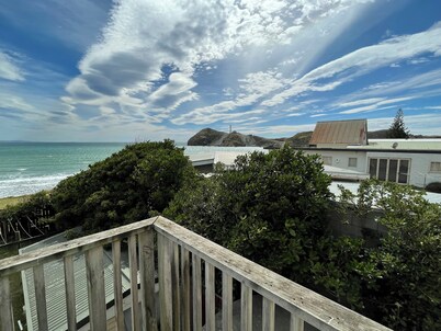 Waiwhare On The Beach (beachfront property with direct beach access)