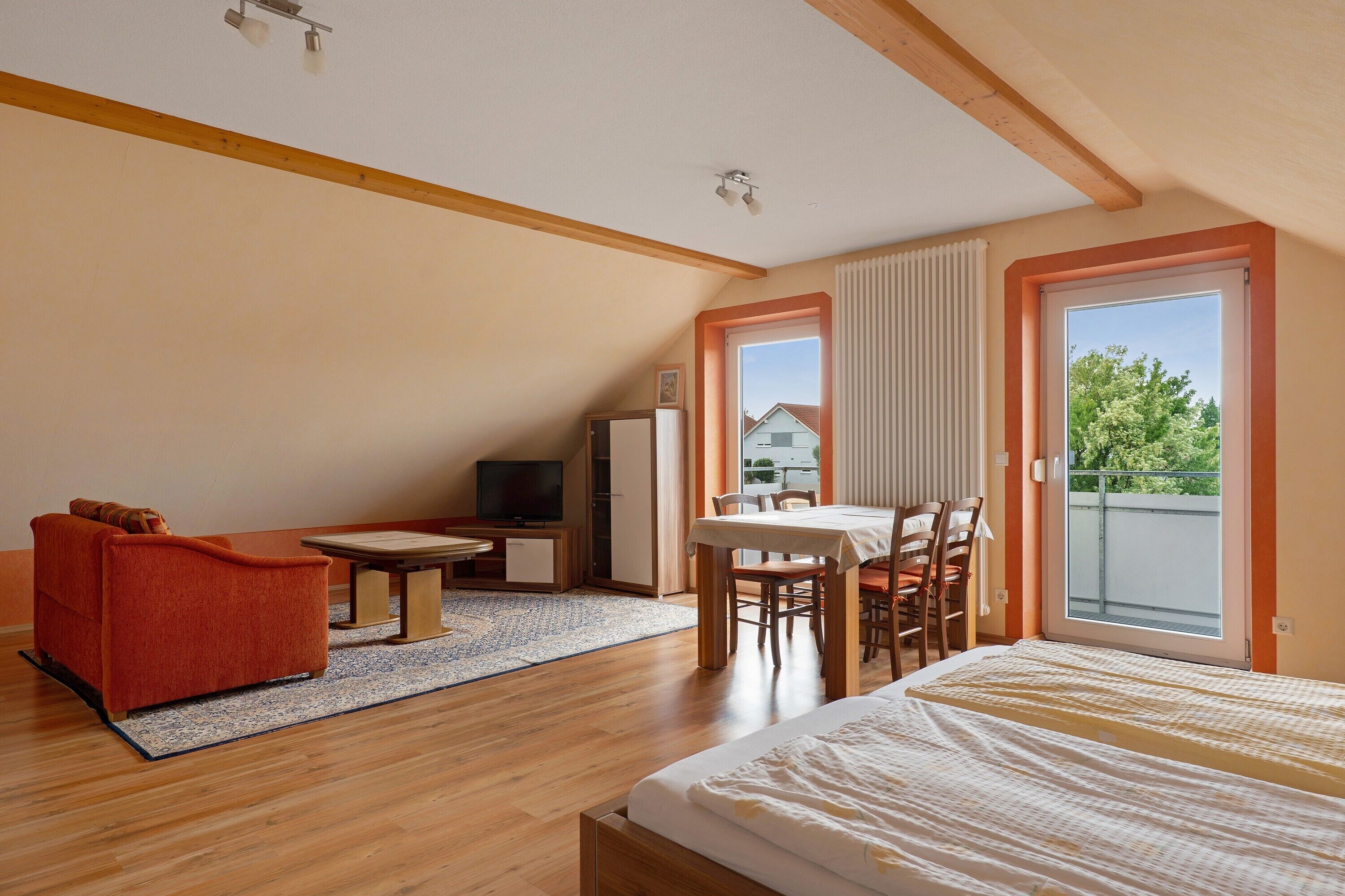 1 多间卧室、WiFi、床单