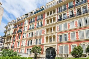 Exterior - Cozy studio in a beautiful listed residence (Niza)