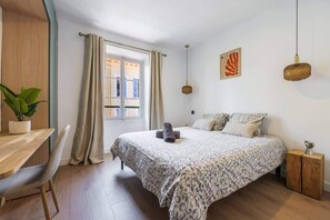 2 chambres, fer et planche à repasser, accès au Wi-Fi (inclus)