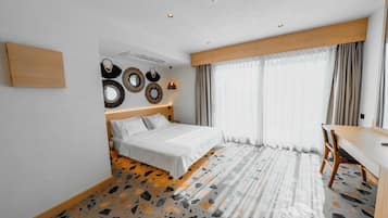 Premium Double Room, Sea View | Premium bedding, minibar, in-room safe, desk