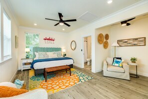 4 Schlafzimmer, Zimmersafe, Bügeleisen/Bügelbrett, Reisekinderbett