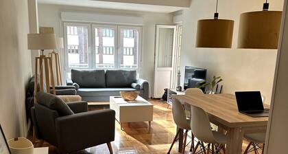 Appartement 'Centro De Oviedo' avec balcon et Wi-Fi