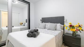 2 slaapkamers, een strijkplank/strijkijzer, wifi, beddengoed