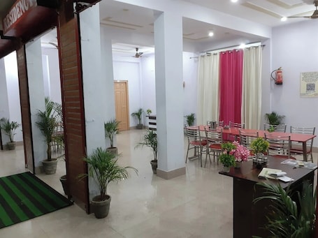 Recepción. Hotel Vijay Residency Barkot