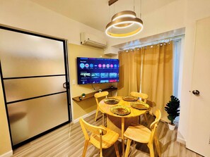 Condo, 1 Bedroom, Accessible, Private Pool | Dining room