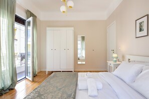 Desk, laptop workspace, blackout curtains, iron/ironing board - Spark 2-Bedroom Apartment in Athens (Athens)