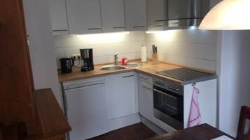 冰箱、烤箱、炉灶、茶具/咖啡用具