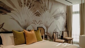 Premier King Room | Seprai premium, minibar, kedap suara, dan setrika/meja setrika