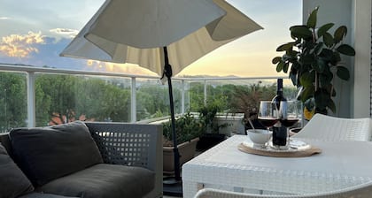 Cozy 1-bedroom condo with AC, WiFi 50 meters from the beach in Roseto!