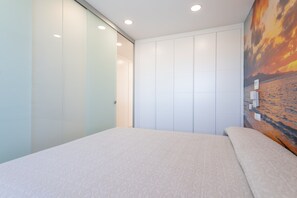 House | 1 bedroom, iron/ironing board - House in Las Palmas by Playa de Las Canteras (Las Palmas de Gran Canaria)
