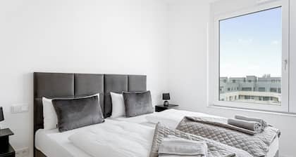 Wunderschöne 3-Zimmer Wohnung ETRO I Mercedes I Balkon I Familie I AC möglich