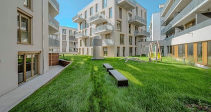 Fantastische 3-Zimmer-Wohnung EAMES I Zentrum I Mercedes I Balkon I Parkplatz