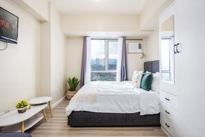 2 bedrooms, WiFi, bed sheets