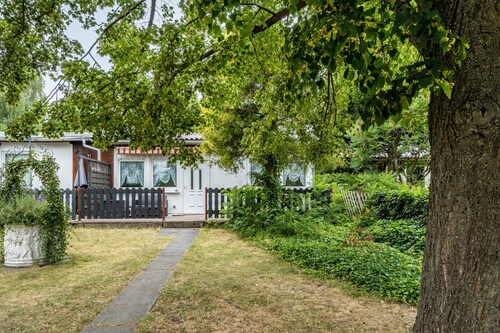 Holiday Home 'Bungalow 91' with Private Terrace and Private Garden