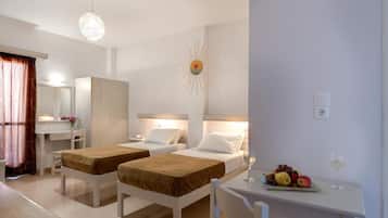 Studio, Non Smoking, Balcony | In-room safe, blackout curtains, iron/ironing board, free WiFi