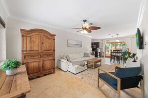 House, Multiple Beds, Pool Access, Pool View (Ocean House) | Living area | 42-inch flat-screen TV with digital channels