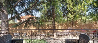 Holiday Home 'Casa Vacanza Le Primavere' with Sea View, Wi-Fi and Air Conditioning