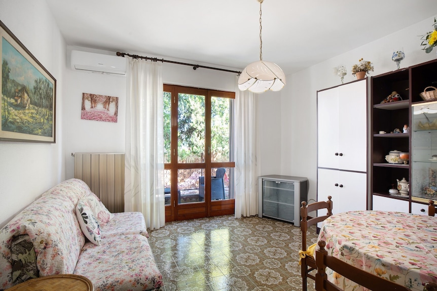 Holiday Home 'Casa Vacanza Le Primavere' With Sea View, Wi-fi & Air Conditioning - Bordighera