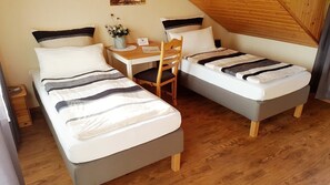 3 Schlafzimmer, Bügeleisen/Bügelbrett, WLAN, Bettwäsche