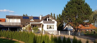 Apartment 'Lindengarten' with Private Terrace, Balcony and Wi-Fi