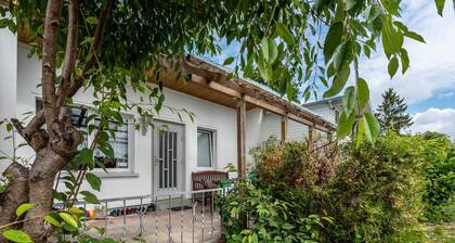 Ferienhaus '145' mit privater Terrasse und privatem Garten