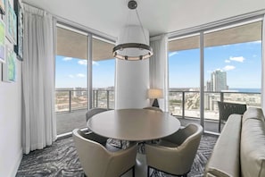 Appart'hôtel, 1 très grand lit, balcon, vue océan (Sunny Balcony) | Intérieur