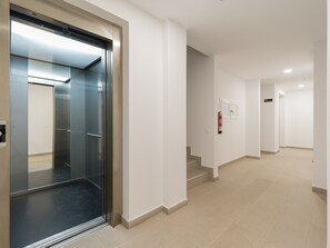 House | Interior - Apartment in Las Palmas Near Las Canteras Beach (Las Palmas de Gran Canaria)