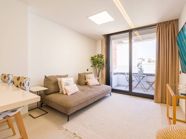 House | Living area - Apartment in Las Palmas Near Las Canteras Beach (Las Palmas de Gran Canaria)
