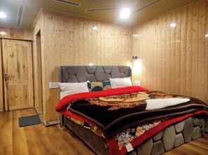Classic Double Room, Mountain View | Free WiFi, bed sheets - Hotel Sun Shine (Anantnag)