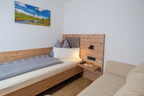 Comfort Apartment, 3 Bedrooms, Mountain View | Free WiFi