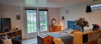 Charming studio apartment for two