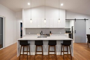 5 bedrooms - The Break Pool Spa Sauna Beach (Melbourne)
