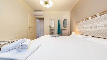 Iron/ironing board, free WiFi